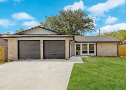 Pre-foreclosure in  Flatland Trl Converse, TX 78109
