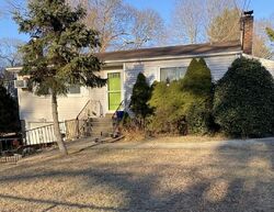 Pre-foreclosure in  Browns Rd Nesconset, NY 11767