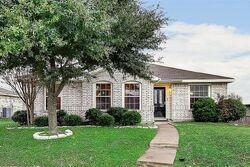 Pre-foreclosure in  Eagle River Trl Lancaster, TX 75146