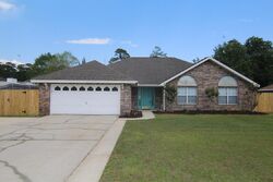 Pre-foreclosure in  Patricia Ln Fort Walton Beach, FL 32547