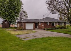 Pre-foreclosure in  Marlboro Ave Ne Alliance, OH 44601