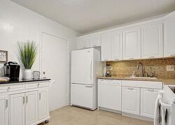 Pre-foreclosure in  Nw 21st St  Fort Lauderdale, FL 33313