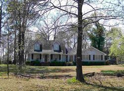 Pre-foreclosure in  Whipple Simpson Rd Cochran, GA 31014