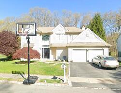 Pre-foreclosure in  Winding Brook Ln Oak Ridge, NJ 07438