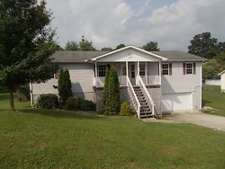 Pre-foreclosure in  BERTHA LN Jacksboro, TN 37757