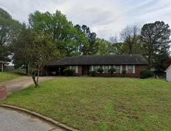 Pre-foreclosure in  Ambrose Rd Memphis, TN 38116