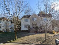 Pre-foreclosure in  Gefen Dr Lakewood, NJ 08701