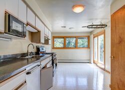 Pre-foreclosure in  Sugar Maple Ln Eatontown, NJ 07724