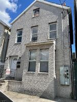 Pre-foreclosure in  Mulberry St Newark, NJ 07114