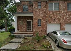 Pre-foreclosure in  8th St Fort Lee, NJ 07024