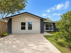 Pre-foreclosure in  Bowline St San Antonio, TX 78242
