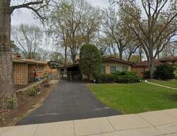 Pre-foreclosure in  Sleeping Bear Rd Skokie, IL 60076