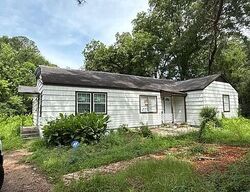 Pre-foreclosure in  Belvedere Dr Jackson, MS 39204