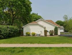 Pre-foreclosure in  Lee Dr Eden Prairie, MN 55347