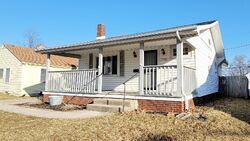 Pre-foreclosure in  Spring St Fort Wayne, IN 46808