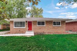 Pre-foreclosure in  E 52ND AVE Merrillville, IN 46410