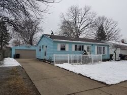 Pre-foreclosure in  Southdale Dr Elkhart, IN 46517