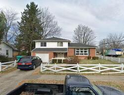 Pre-foreclosure in  Beckett St Clarksville, IN 47129
