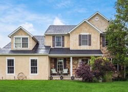 Pre-foreclosure in  Jeffrelyn Dr Hilliard, OH 43026