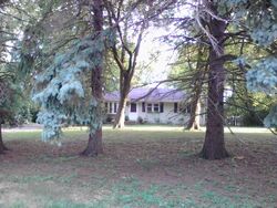 Pre-foreclosure in  Florida Ave Gurnee, IL 60031