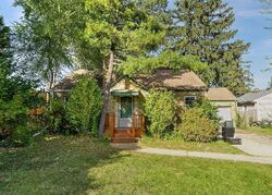 Pre-foreclosure in  South St Elgin, IL 60123