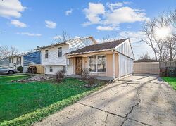 Pre-foreclosure in  Clark Dr Richton Park, IL 60471