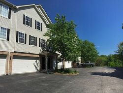 Pre-foreclosure in  Evergreen Cir Gilberts, IL 60136