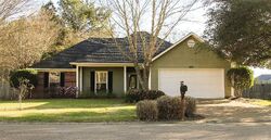 Pre-foreclosure in  Sundance Cir Richland, MS 39218