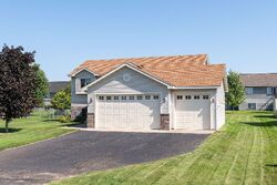 Pre-foreclosure in  Trillium Ln Big Lake, MN 55309