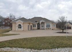 Pre-foreclosure in  Cedar Ridge Rd Parsons, KS 67357