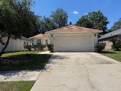 Pre-foreclosure in  Oak Crossing Dr Jacksonville, FL 32244
