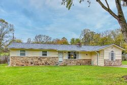 Pre-foreclosure in  E Cherry Ln Bloomington, IN 47401