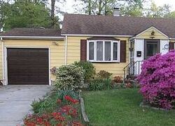 Pre-foreclosure in  Madison Ave Avenel, NJ 07001