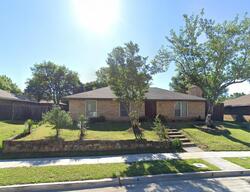 Pre-foreclosure in  Hillside Ln Flower Mound, TX 75028