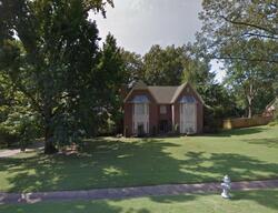 Pre-foreclosure in  Barn Hill Dr Collierville, TN 38017