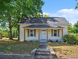 Pre-foreclosure in  E Mcgregor St Pageland, SC 29728