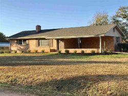 Pre-foreclosure in  MILL ST Pelzer, SC 29669