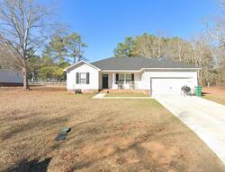 Pre-foreclosure in  Equinox Ave Dalzell, SC 29040