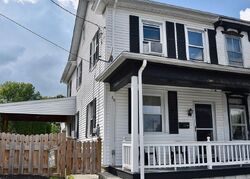  N Church St, Robesonia PA