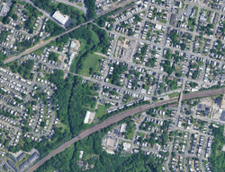 Pre-foreclosure in  Pine St Darby, PA 19023