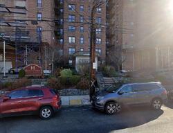 Pre-foreclosure in  Warburton Ave h Yonkers, NY 10701