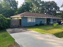 Pre-foreclosure in  Leto Rd Houston, TX 77080