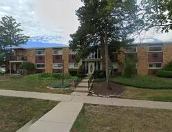 Pre-foreclosure in  LORE LN Lombard, IL 60148