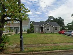 Pre-foreclosure in  Colonial Ave Dallas, TX 75215