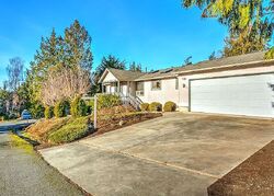 Pre-foreclosure in  Lillooet Ct La Conner, WA 98257
