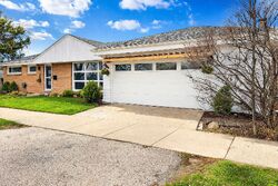 Pre-foreclosure in  N Keeler Ave Lincolnwood, IL 60712