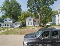 Pre-foreclosure in  2nd Ave Rock Falls, IL 61071
