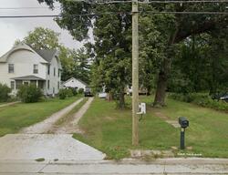 Pre-foreclosure in  W 4th St Sterling, IL 61081