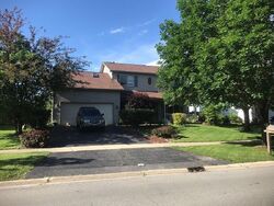 Pre-foreclosure in  Blackfoot Dr Bolingbrook, IL 60490