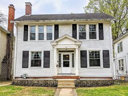 Pre-foreclosure in  W Wood St Decatur, IL 62522